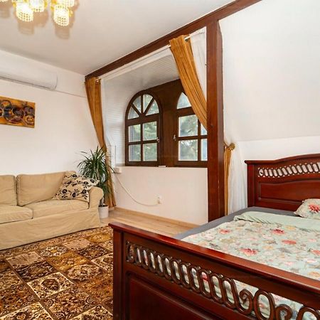 Villa Butterfly Budapest Exteriör bild
