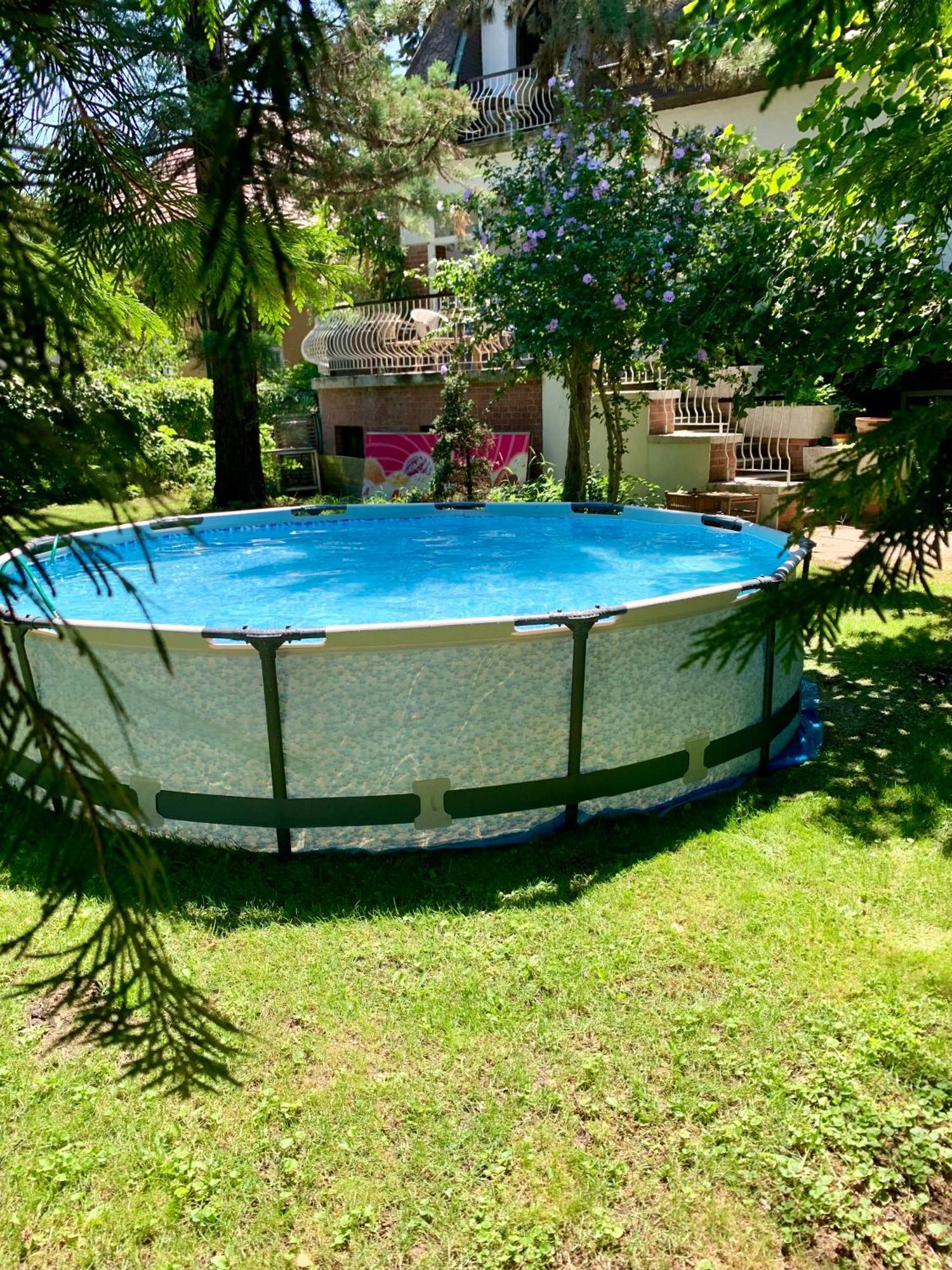 Villa Butterfly Budapest Exteriör bild